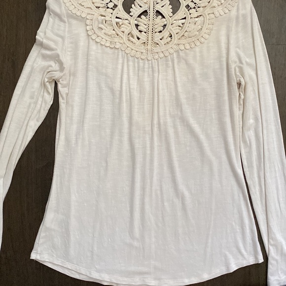 Anthropologie Meadow Rue Cream Top - Picture 4 of 9